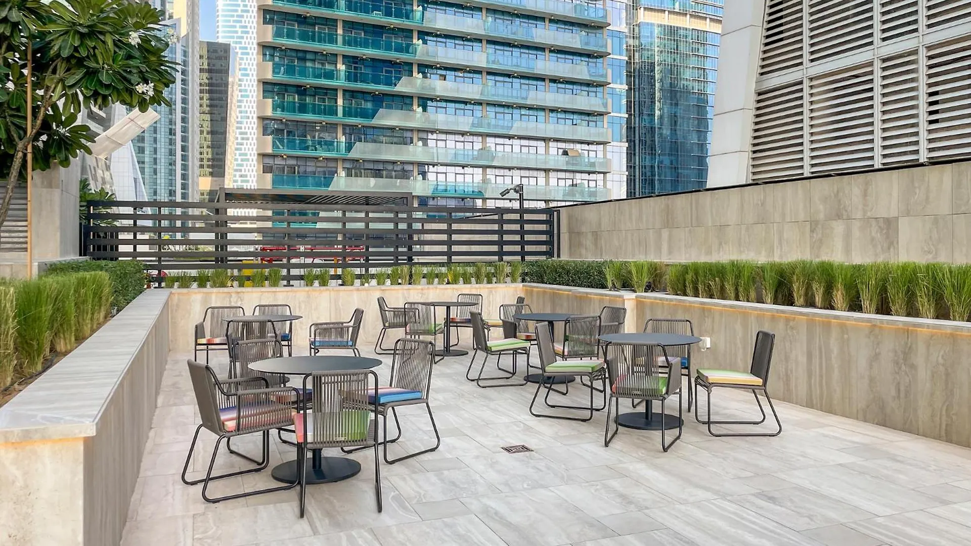 Stylish One Bedroom Apartment Oasis At Missoni Tower , Business Bay, Дубай